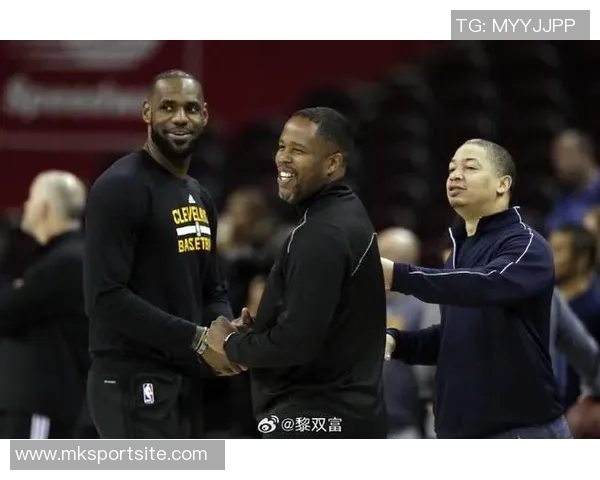 贝弗利质疑为何仅教练和罗齐尔被曝光黑手党是否也应受到关注